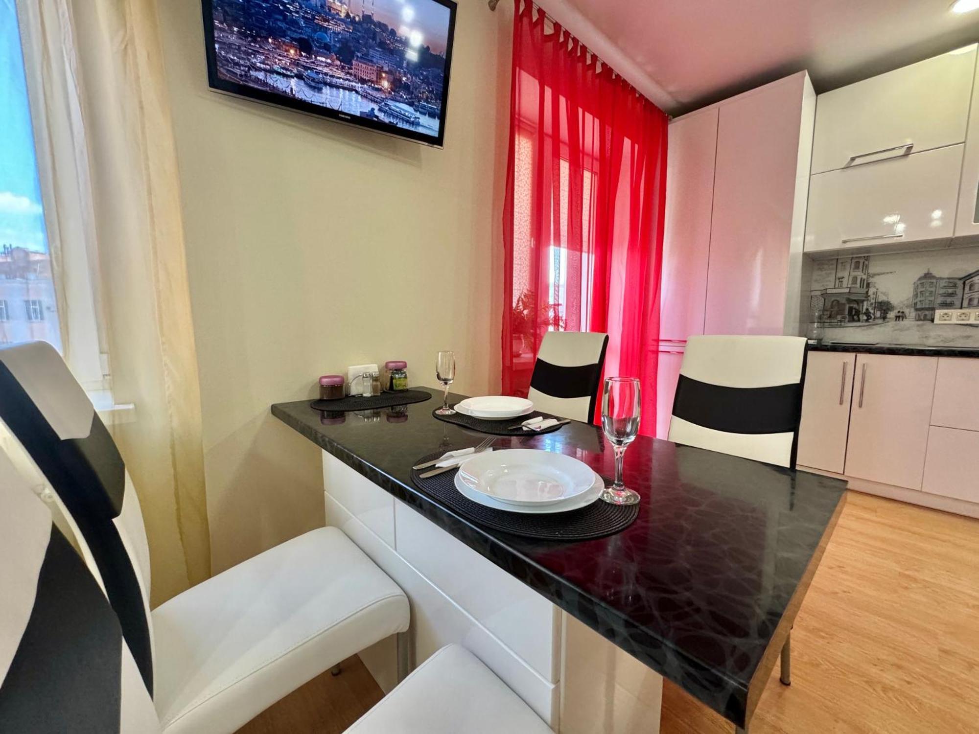 Apartpoltava Затишна 1-Кімнатна Студія,Новобудова В Самому Центрі Міста, Банківський Чек Екстериор снимка